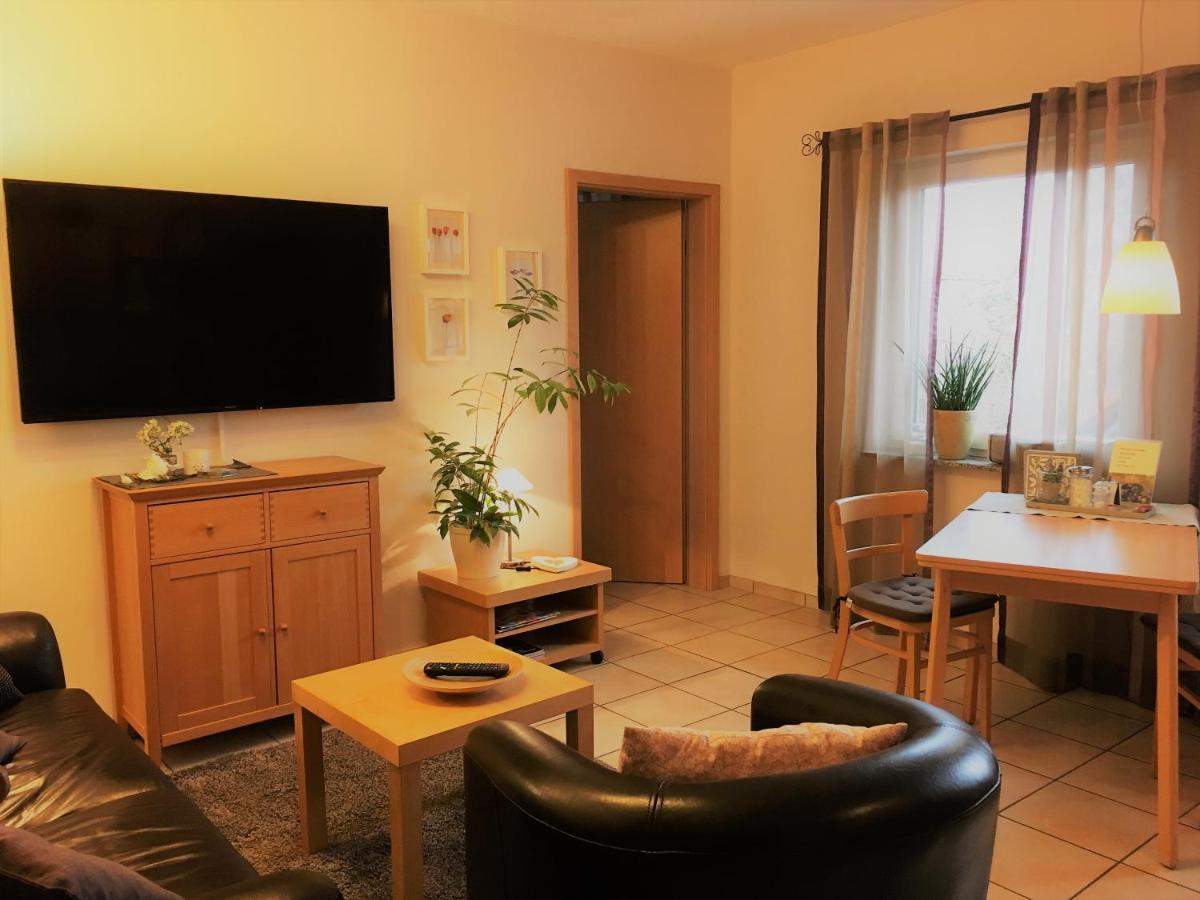Landhaus-Apartments Wattenheim ภายนอก รูปภาพ