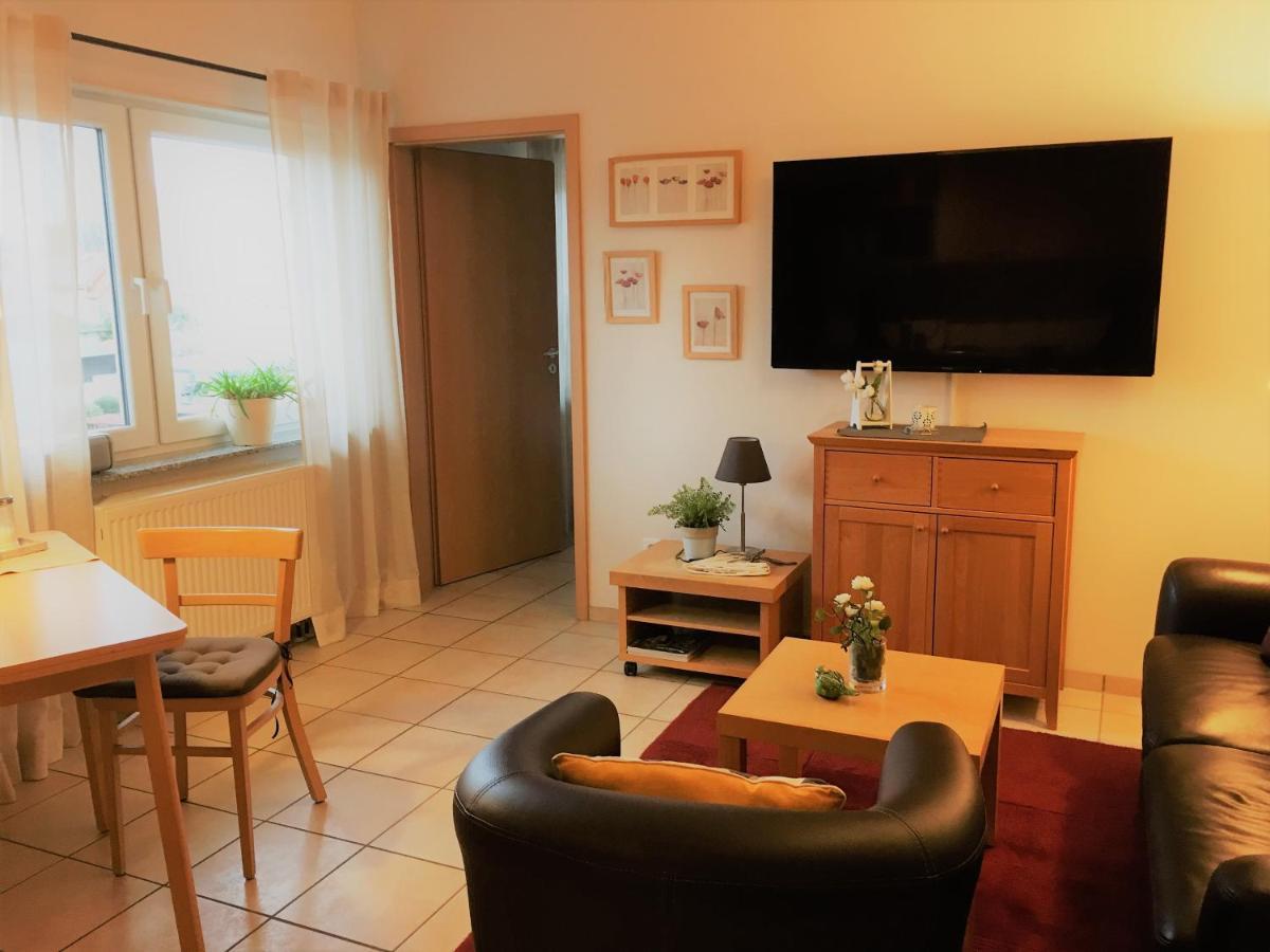 Landhaus-Apartments Wattenheim ภายนอก รูปภาพ
